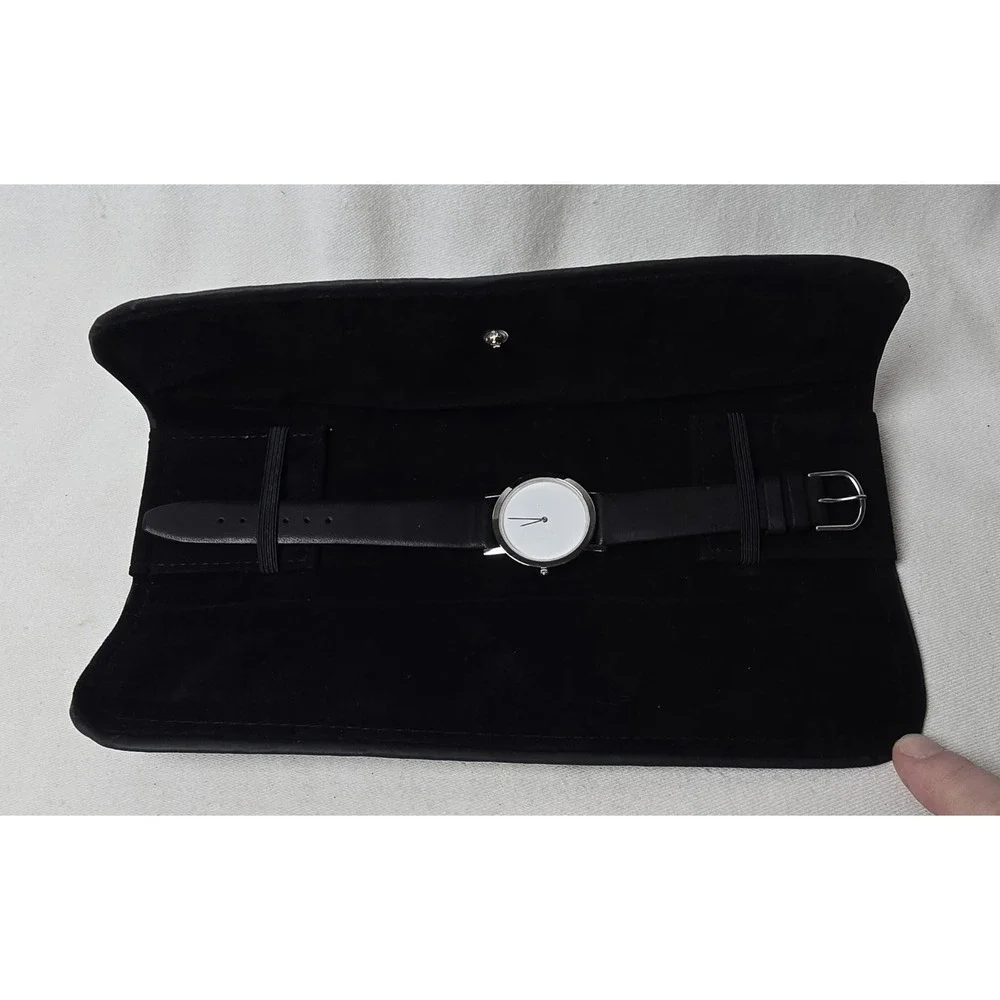 Pixels Denmark‎ Watch White Face Black Band Box Case